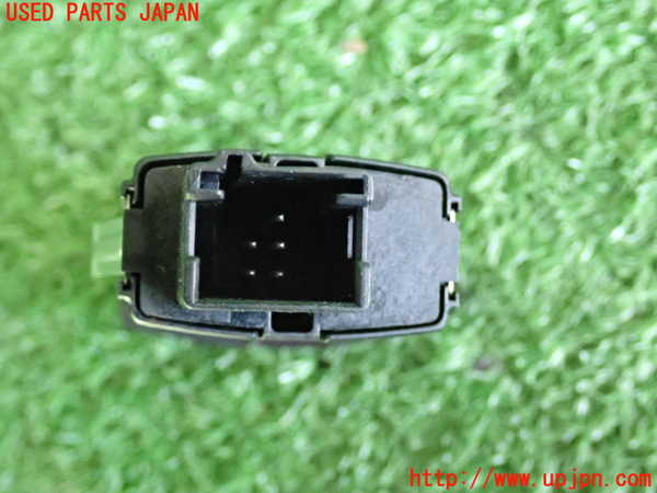 2UPJ-9232466290]BMW 116i(1A16)(F20)ハザードスイッチ 中古_3