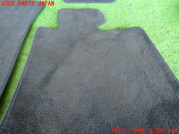 2UPJ-9232467800]BMW 116i(1A16)(F20)フロアマット 中古_2