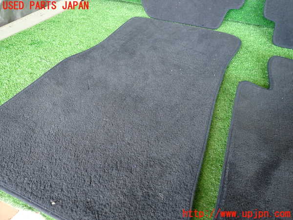 2UPJ-9232467800]BMW 116i(1A16)(F20)フロアマット 中古_3