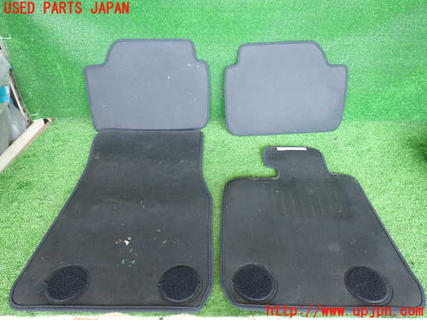 2UPJ-9232467800]BMW 116i(1A16)(F20)フロアマット 中古_4