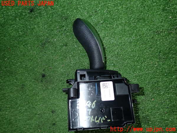 2UPJ-9232467555]BMW 116i(1A16)(F20)ATシフトレバー 中古_3