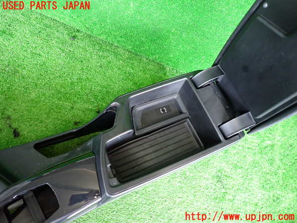 2UPJ-9232467540]BMW 116i(1A16)(F20)センターコンソール 中古_4