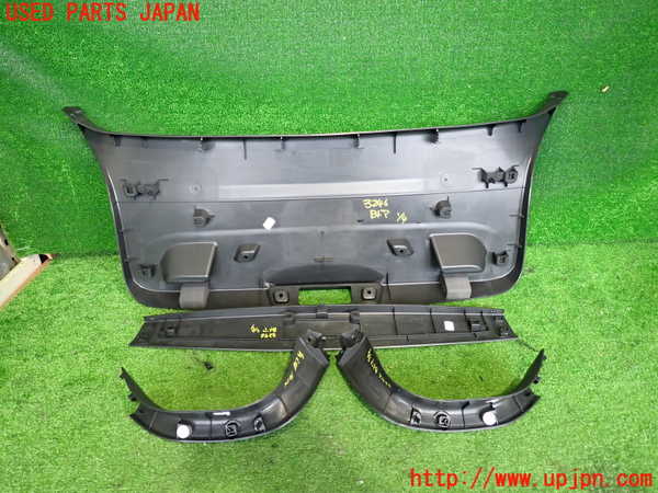 2UPJ-9232461578]BMW 116i(1A16)(F20)バックドア内張り 中古_2