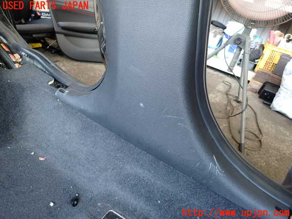 2UPJ-9232467670]BMW 116i(1A16)(F20)左センターピラートリム 中古_4