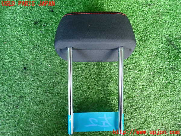 2UPJ-9232467180]BMW 116i(1A16)(F20)左2列目ヘッドレスト 中古_2