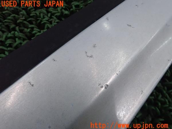 3UPJ=9232470013]ベンツ 240D(115117)W115 純正 左フロントピラーモール 中古_5