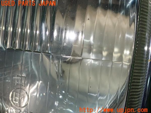 3UPJ=9232470561]ベンツ 240D(115117)W115 純正 HELLA製 右ヘッドライト メッキ 中古_4