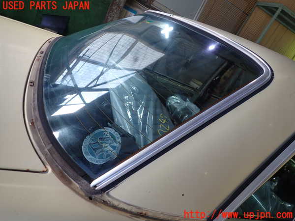 1UPJ-9232471560]ベンツ 240D(115117)W115リアガラス SEKURIT-1F 中古_3