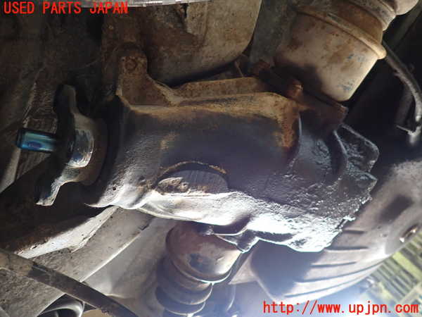 1UPJ-9232474355]ベンツ 240D(115117)W115リアデフ 中古_2