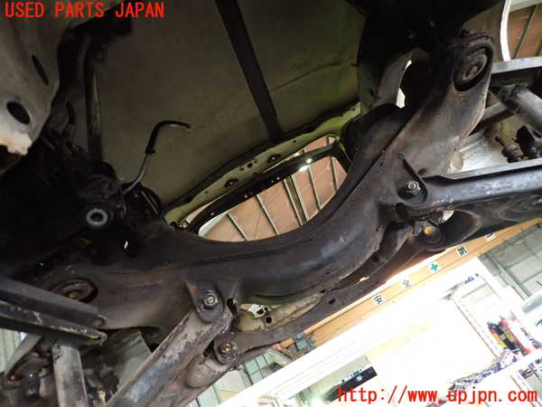 1UPJ-9232475285]ベンツ 240D(115117)W115フロントメンバー 中古_2