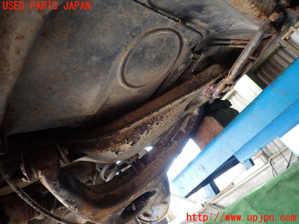 1UPJ-9232475295]ベンツ 240D(115117)W115リアメンバー 中古_3