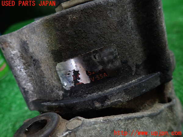 1UPJ-9232476015]ベンツ 240D(115117)W115オルタネーター(ダイナモ) 中古_4