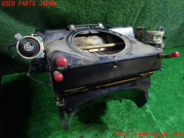 1UPJ-9232476081]ベンツ 240D(115117)W115エバポレーター1 中古_5