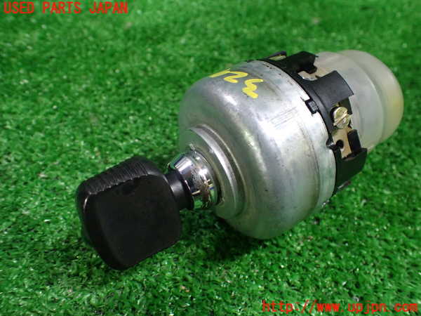 1UPJ-9232476285]ベンツ 240D(115117)W115ライトスイッチ 中古_2