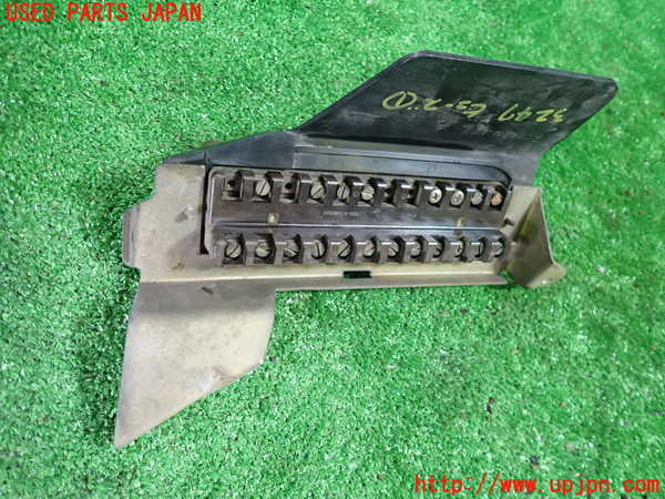 1UPJ-9232476741]ベンツ 240D(115117)W115ヒューズボックス1 中古_2