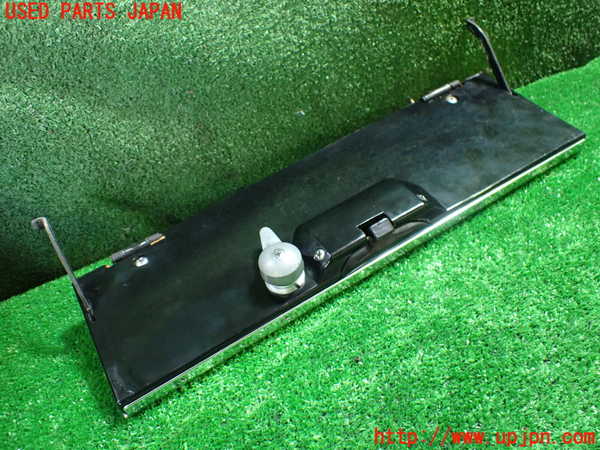 1UPJ-9232477516]ベンツ 240D(115117)W115グローブボックス1 中古_4