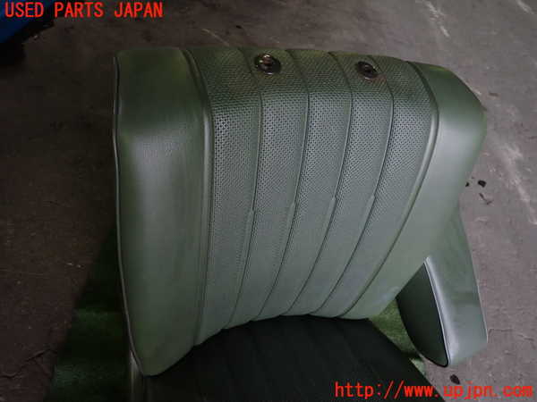 1UPJ-9232477035]ベンツ 240D(115117)W115運転席シート 中古_2