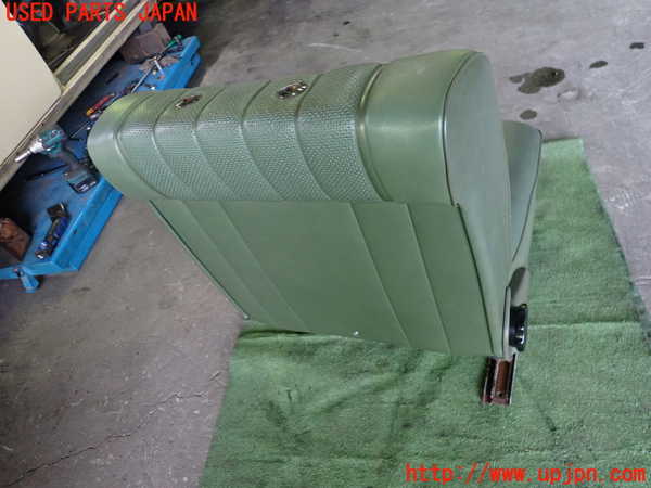 1UPJ-9232477065]ベンツ 240D(115117)W115助手席シート 中古_4