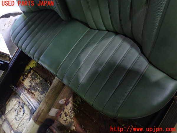 1UPJ-9232477385]ベンツ 240D(115117)W115リアシート 中古_3