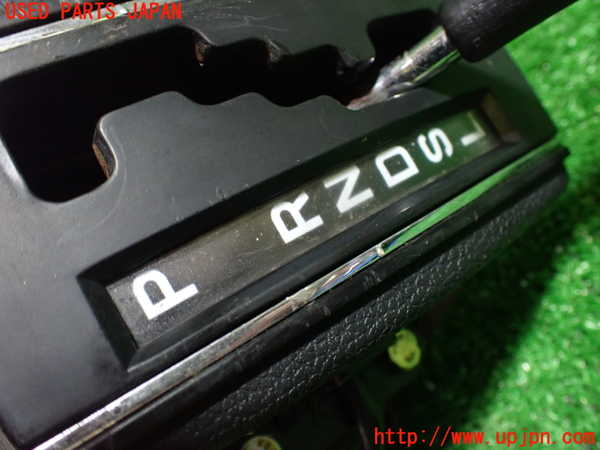 1UPJ-9232477555]ベンツ 240D(115117)W115ATシフトレバー 中古_3