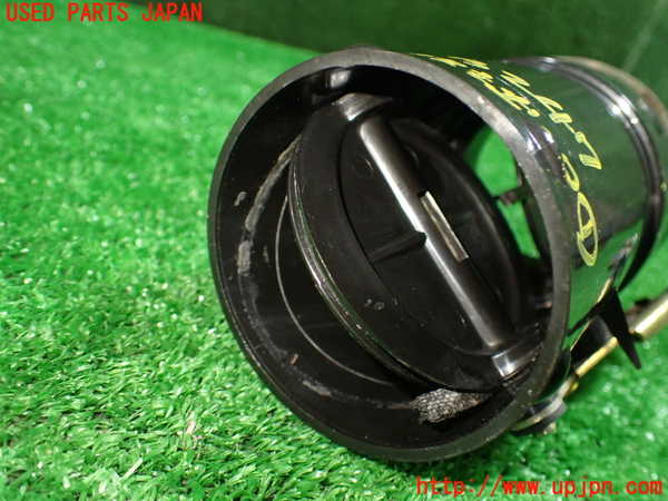 1UPJ-9232477526]ベンツ 240D(115117)W115エアコン吹き出し口1 右 中古_3