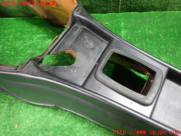 1UPJ-9232477540]ベンツ 240D(115117)W115センターコンソール 中古_3