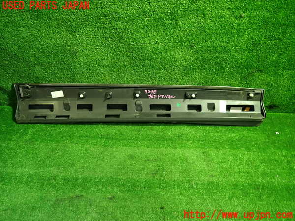 1UPJ-9232481262]アウディ・Q3 スポーツバック(F3DPC)左前ドアパネル 中古_5