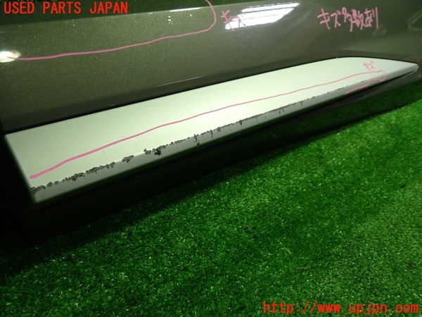1UPJ-9232481322]アウディ・Q3 スポーツバック(F3DPC)左後ドアパネル 中古_3