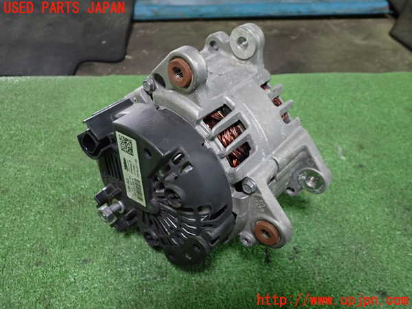 1UPJ-9232486015]アウディ・Q3 スポーツバック(F3DPC)オルタネーター(ダイナモ) 中古_3