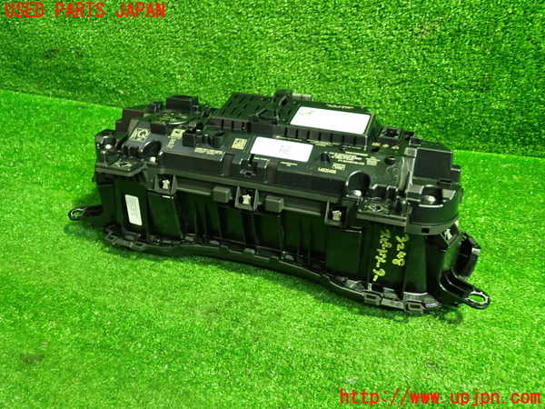 1UPJ-9232486170]アウディ・Q3 スポーツバック(F3DPC)スピードメーター 中古_4