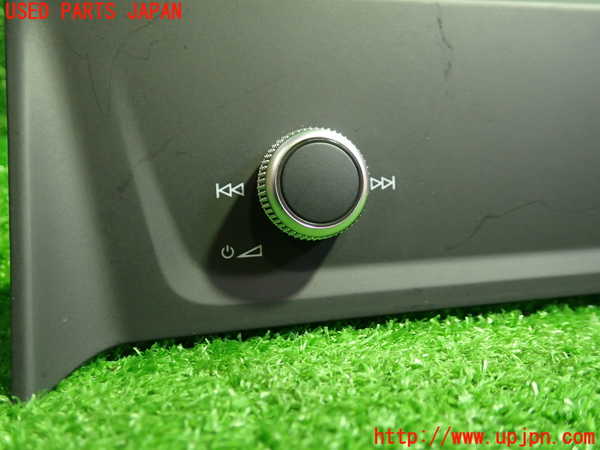 1UPJ-9232486307]アウディ・Q3 スポーツバック(F3DPC)スイッチ2 (オーディオ) 中古_2
