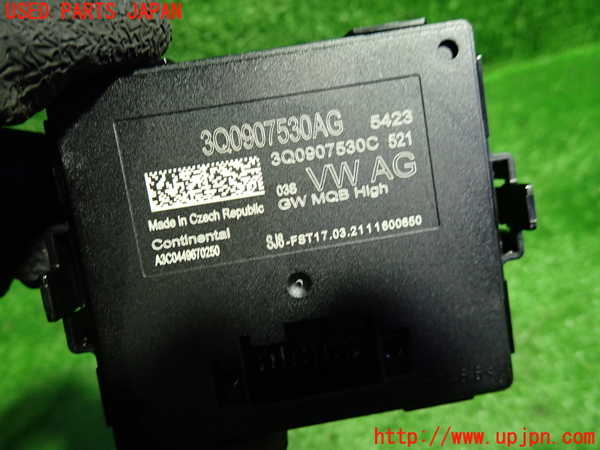 1UPJ-9232486149]アウディ・Q3 スポーツバック(F3DPC)コンピューター4 (3Q0907530AG) 中古_2