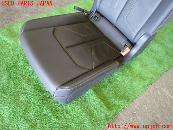 1UPJ-9232487405]アウディ・Q3 スポーツバック(F3DPC)右リアシート 中古_3
