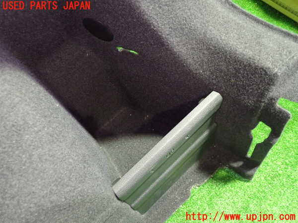 1UPJ-9232487675]アウディ・Q3 スポーツバック(F3DPC)右リアピラートリム 中古_2