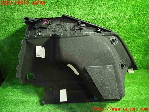 1UPJ-9232487680]アウディ・Q3 スポーツバック(F3DPC)左リアピラートリム 中古_3