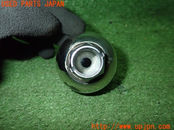 3UPJ=9232490614]シビック タイプR(FD2)後期 CARMATE カーメイト RAZO レッツォ type230 シフトノブ 中古_2
