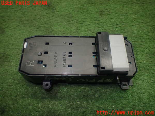 1UPJ-9232496240]シビック タイプR(FD2)右前パワーウィンドウスイッチ 中古_3