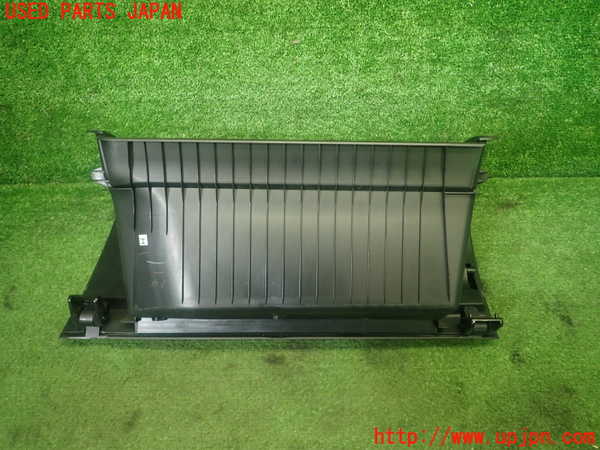1UPJ-9232497516]シビック タイプR(FD2)グローブボックス1 中古_3