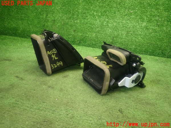 1UPJ-9232497526]シビック タイプR(FD2)エアコン吹き出し口1 (右) 中古_3