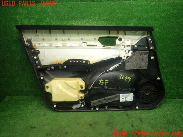 1UPJ-9232491234]シビック タイプR(FD2)右前ドア内張り 中古_5