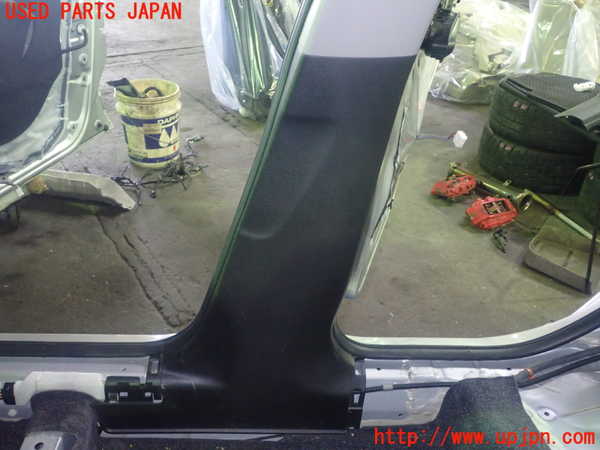 1UPJ-9232497665]シビック タイプR(FD2)右センターピラートリム 中古_3