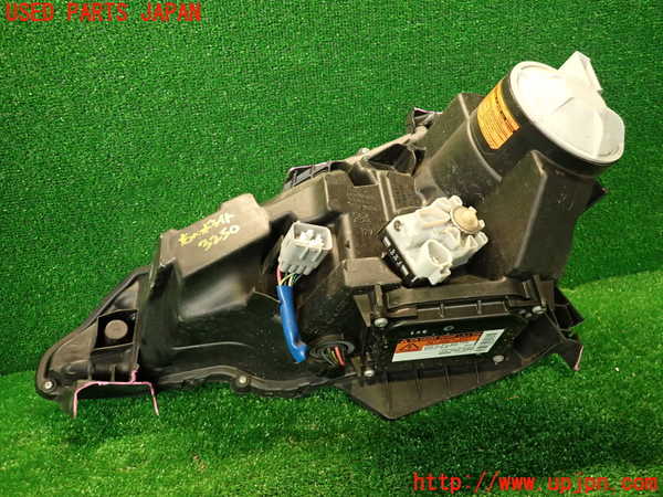 2UPJ-9232501130]８６(BRZ)(ZN6)右ヘッドライト HID ジャンク_2