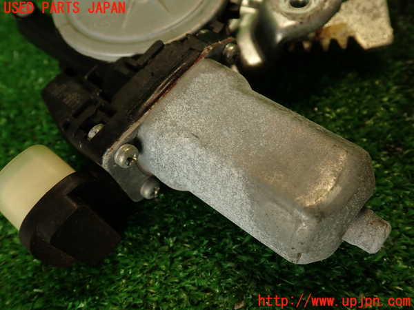 2UPJ-9232501266]８６(BRZ)(ZN6)左前レギュレーターモーター 中古_3