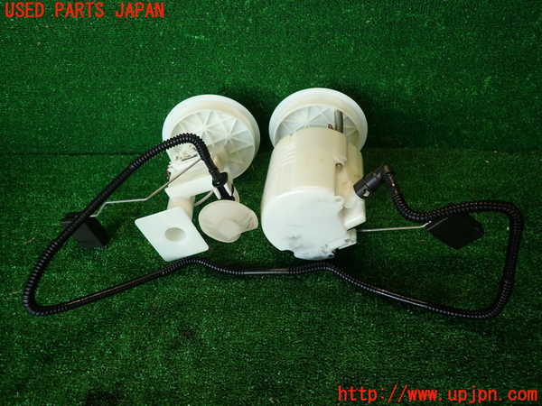 2UPJ-9232502510]８６(BRZ)(ZN6)燃料ポンプ 中古_2
