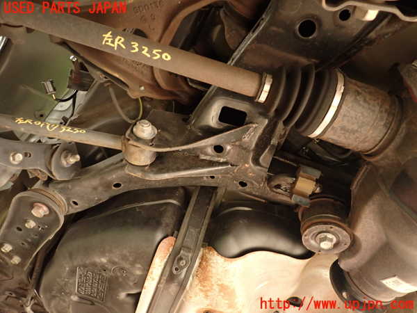 2UPJ-9232505295]８６(BRZ)(ZN6)リアメンバー 中古_3