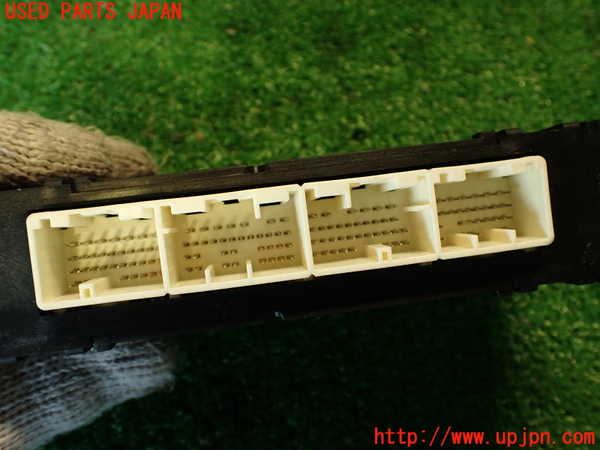 2UPJ-9232506110]８６(BRZ)(ZN6)エンジンコンピューター 中古_3