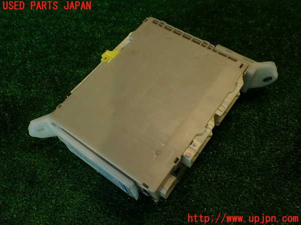 2UPJ-9232506742]８６(BRZ)(ZN6)ヒューズボックス2(室内) 中古_2