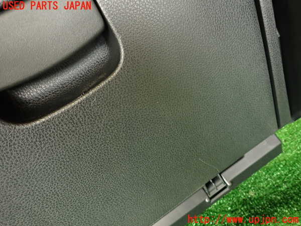 2UPJ-9232507516]８６(BRZ)(ZN6)グローブボックス1 中古_3