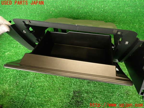 2UPJ-9232507516]８６(BRZ)(ZN6)グローブボックス1 中古_4