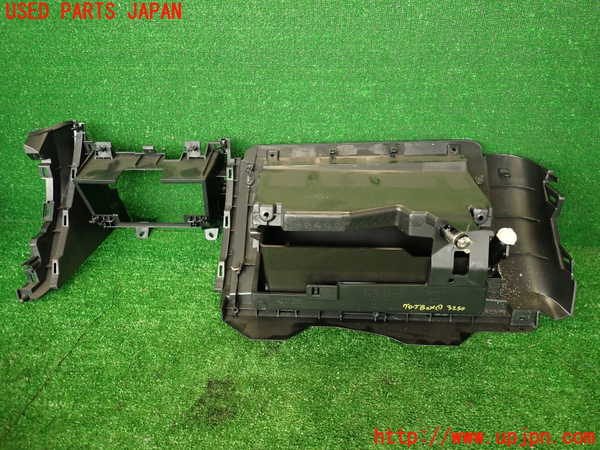 2UPJ-9232507516]８６(BRZ)(ZN6)グローブボックス1 中古_5